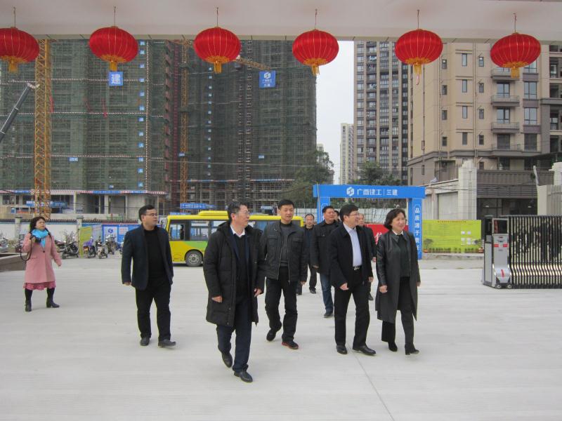 領導視察5.jpg